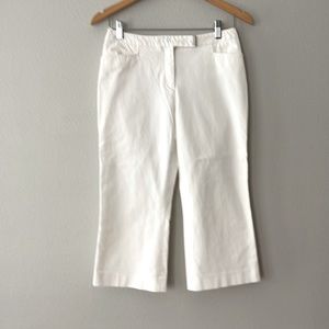 Thalian petite white capris pants wide bottom.